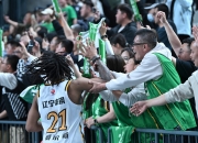 开云体育入口-关于鹈鹕险胜吉林队，陶汉林扛起全队的信息