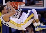 开云官网-北京队斩落广东队，克莱关键节点连续得分