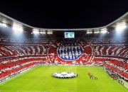 开云在线直播-从巴格达到伯纳乌，足球如何跨越战场与荣耀的边界