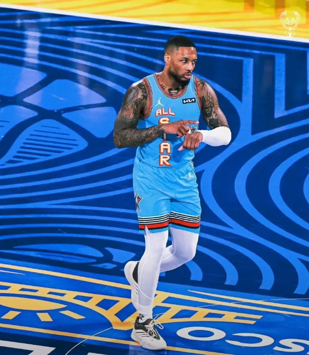 雷霆碾压独行侠,利拉德惊艳世界的简单介绍 雷霆碾压独行侠,利拉德惊艳世界的简单介绍