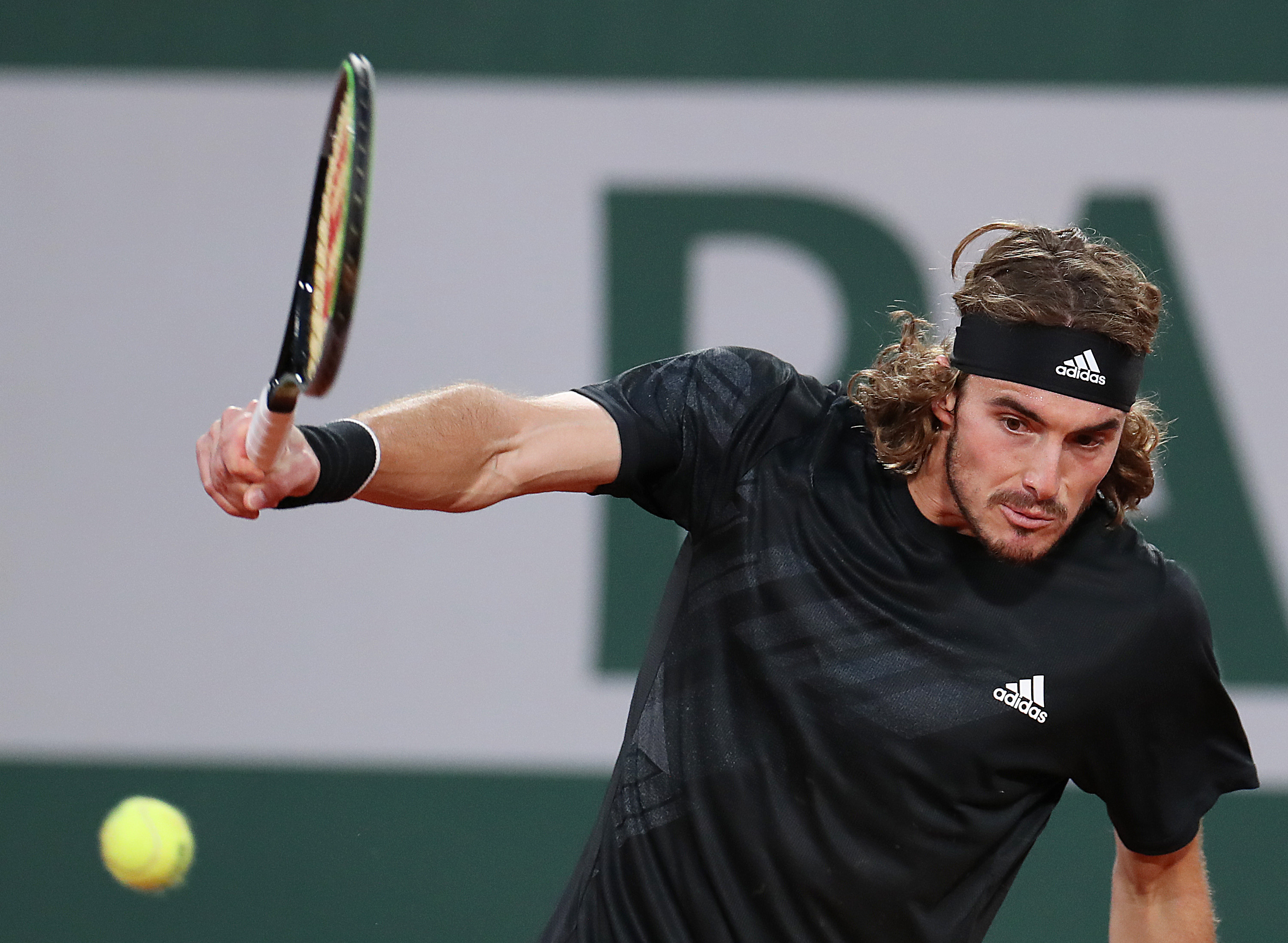 欧洲网球队完胜世界网球队,西西帕斯一己之力扛起全队的简单介绍 欧洲网球队完胜世界网球队,西西帕斯一己之力扛起全队的简单介绍