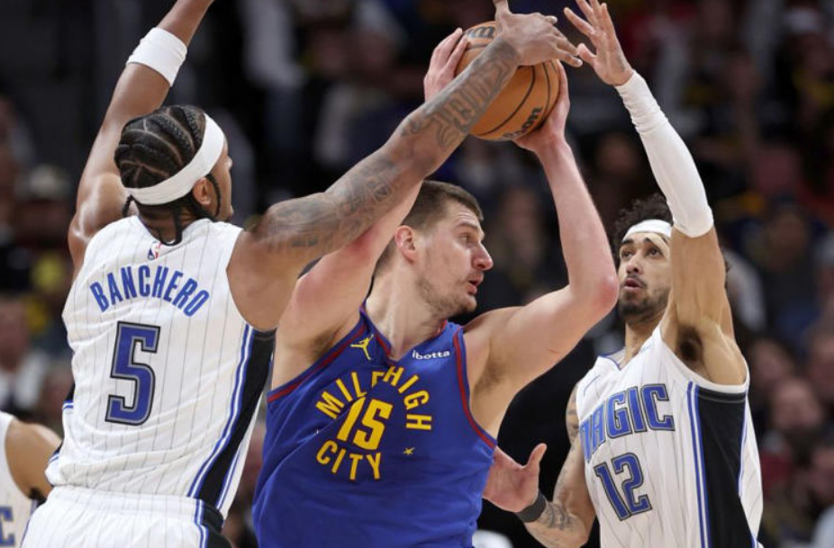 独行侠主场遭遇逆转，不敌魔术