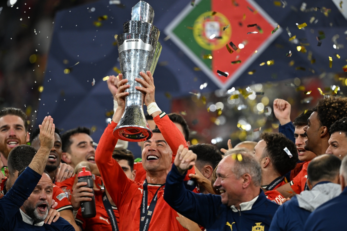 瑞士队在终场获胜，实现欧预赛中的胜利