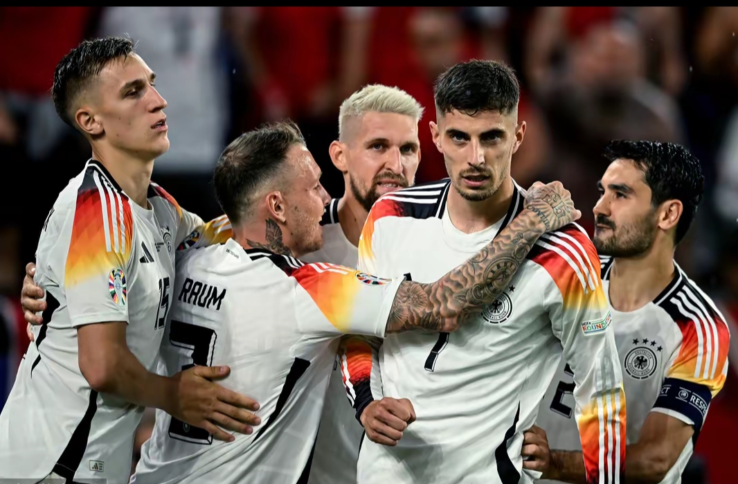 多特蒙德主场战平法兰克福，难分胜负的简单介绍