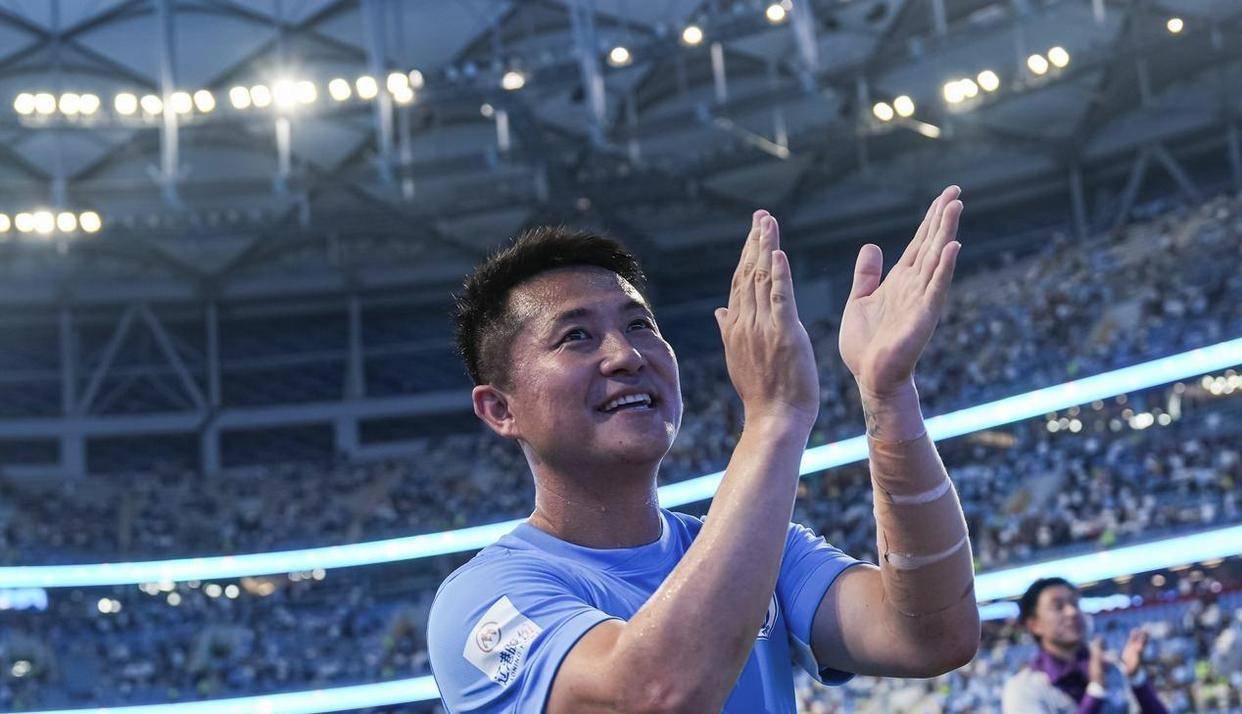 大连一方实现连胜,球队信心日渐增强 大连一方实现连胜,球队信心日渐增强