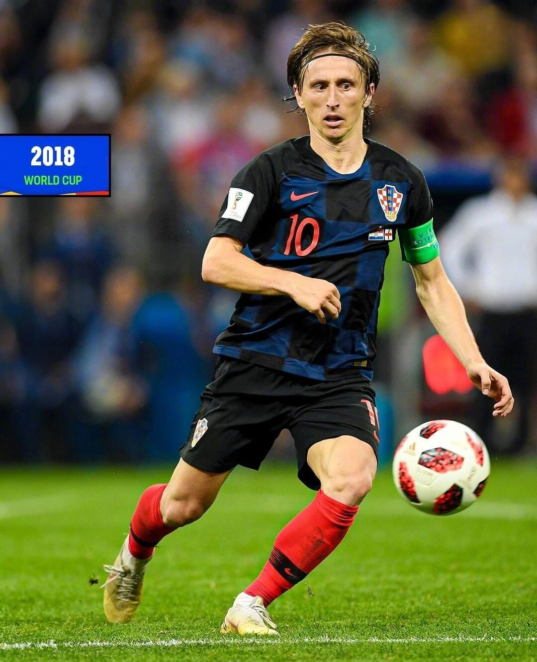 巴西碾压利物浦，莫德里奇惊艳世界