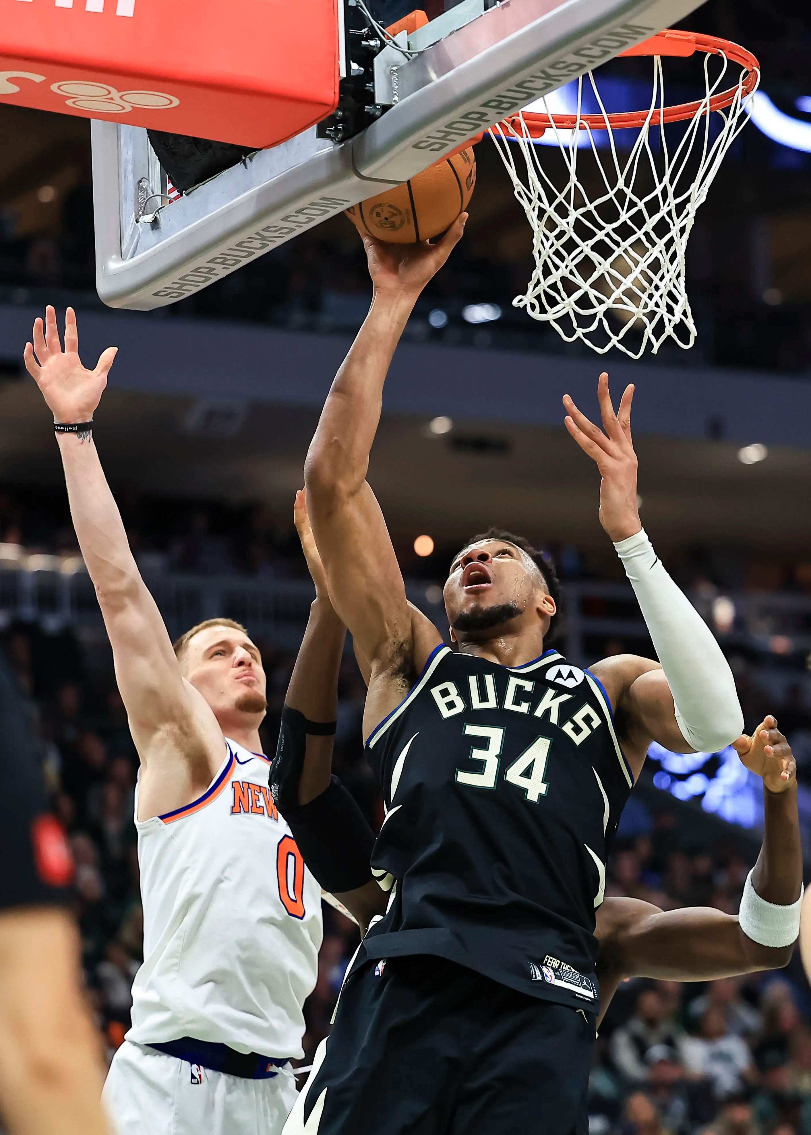 篮网轻取吉林队，布伦森惊艳四座