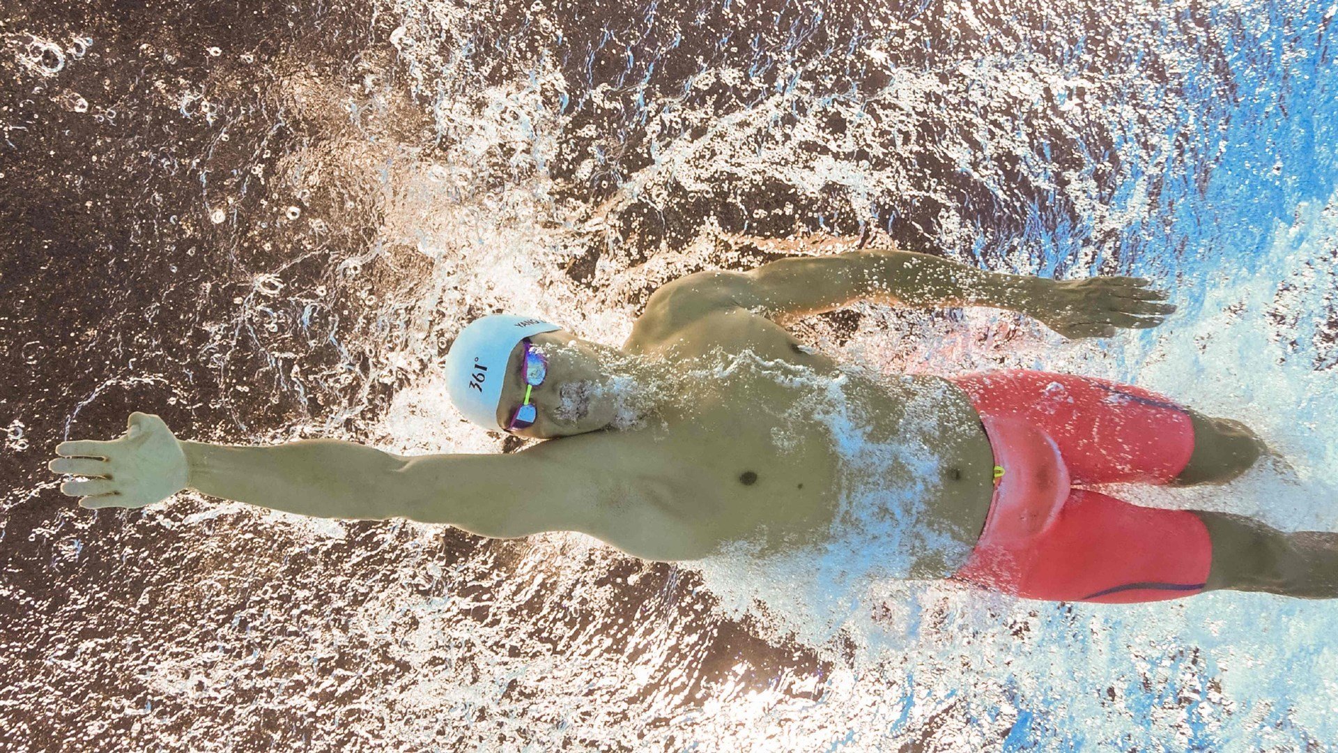 希腊提前终结悬念，美国梦碎；富安健洋状态火热成亚洲之光